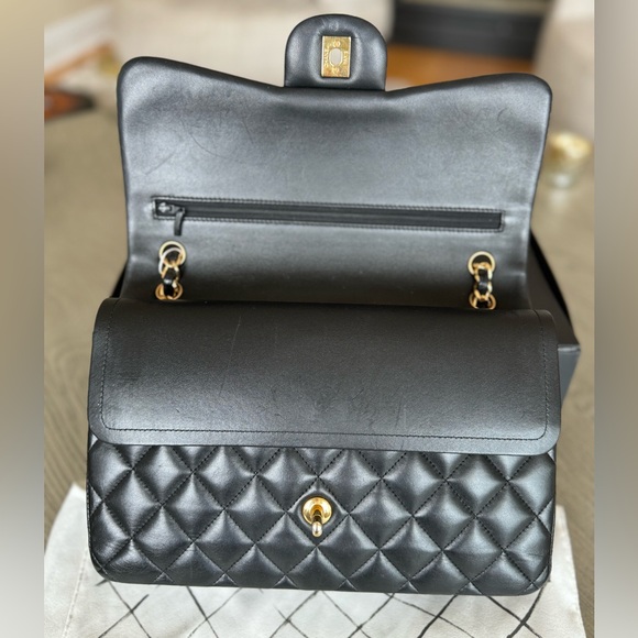 ‼️SOLD‼️ AUTHENTIC CHANEL Classic Jumbo Double Flap Bag, Lambskin, Blk, Gold H/W - Picture 10 of 16